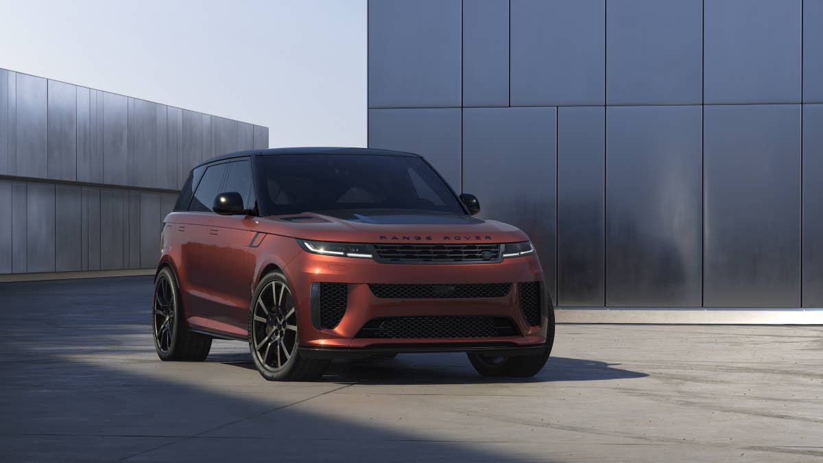 2026-land-rover-range-rover-sport-sv-carbon-in-carbon-bronze-front-angled-view