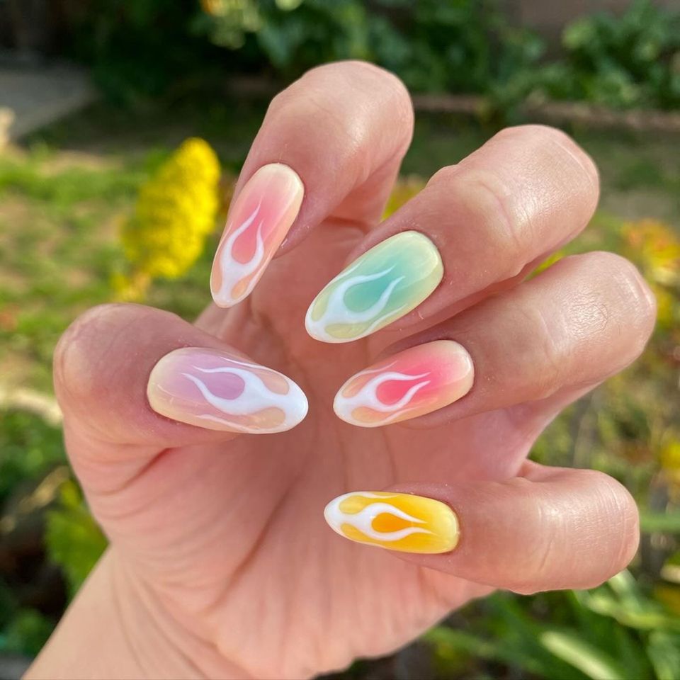 Pastel Aura Halo Flame Nails - InStyle August Nails