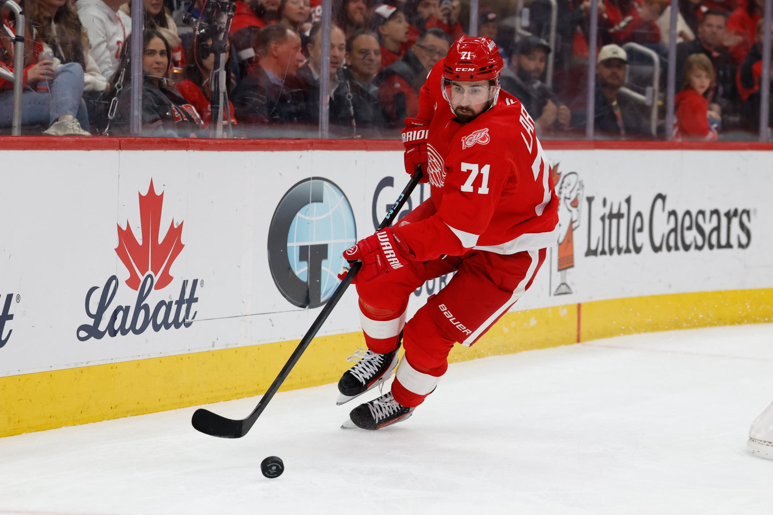 Detroit Red Wings rumored to consider surprising move with Dylan Larkin
