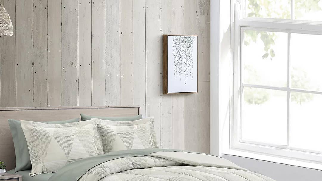 macys-hudson-geometric-8-piece-comforter-set