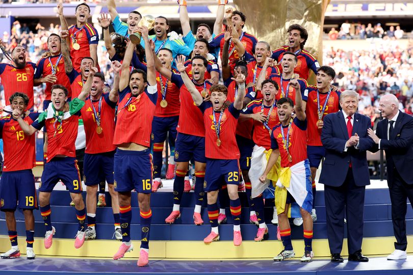 Rodri lifts the World Cup