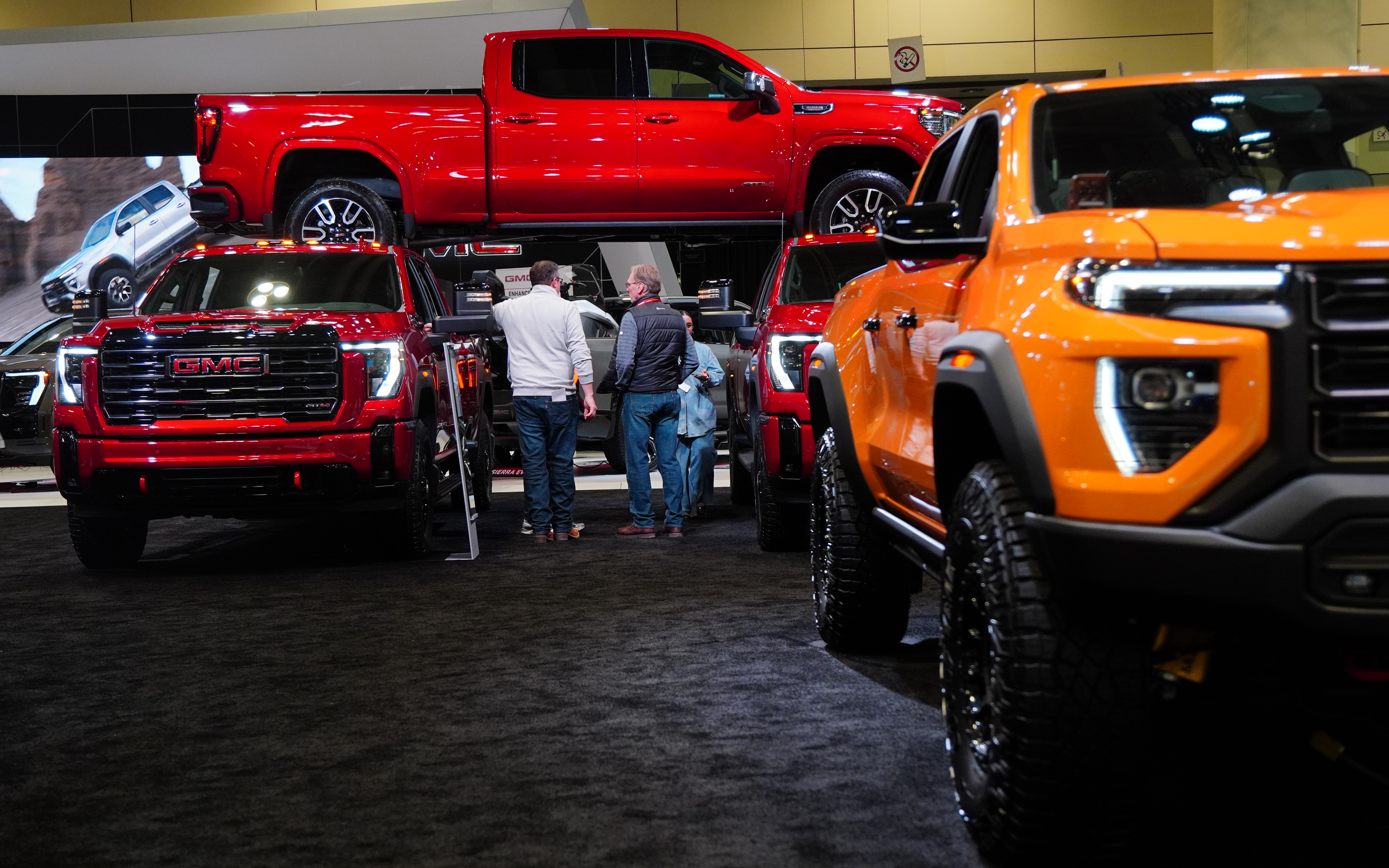 🚗💥 GM Crushes Q2 Earnings, Boosts 2026 Outlook! 📈💸