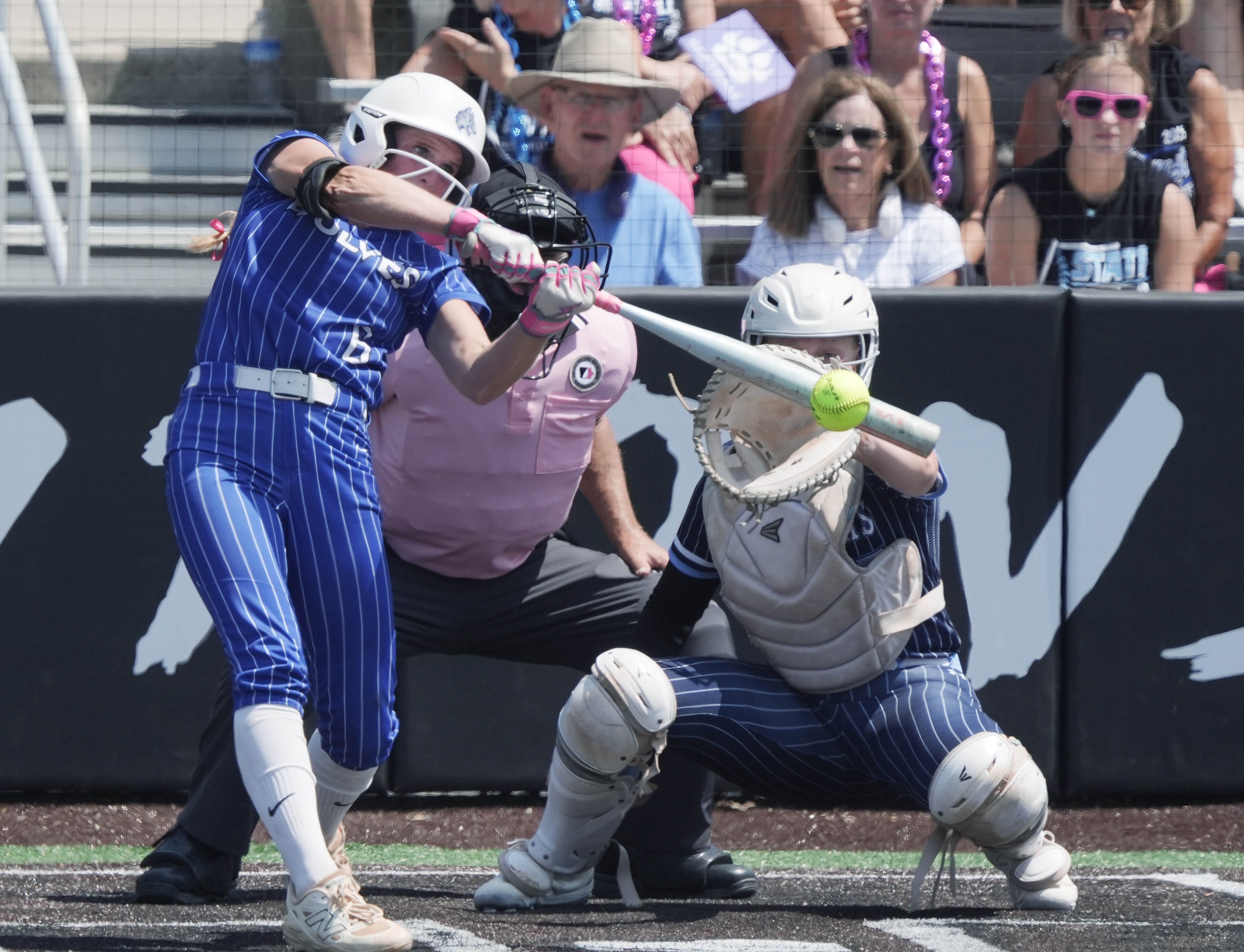 Class 5A Iowa State softball tournament roundup, Waukee NW, DCG win