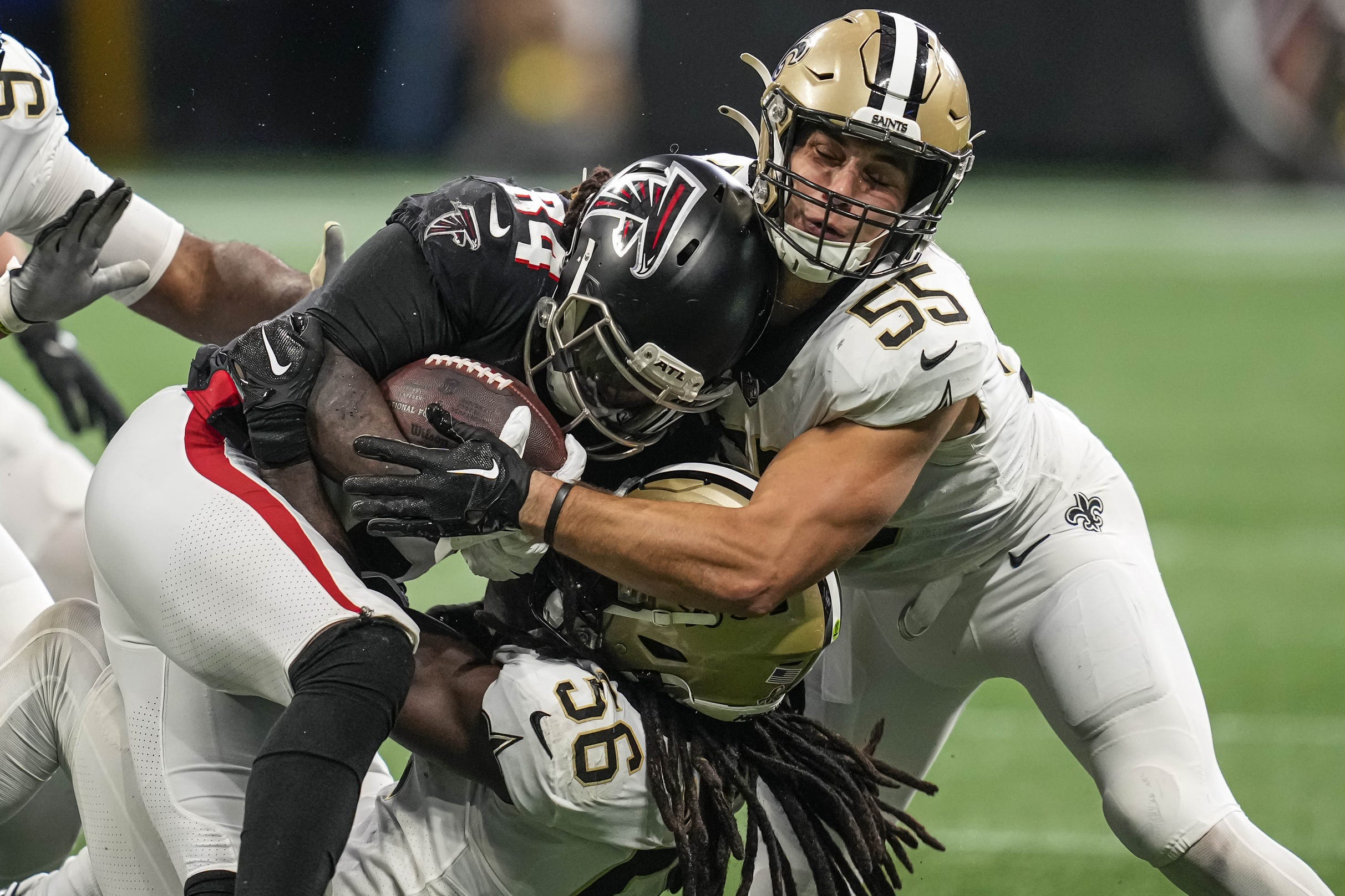 Former Falcons LB makes PFF's underappreciated signings list
