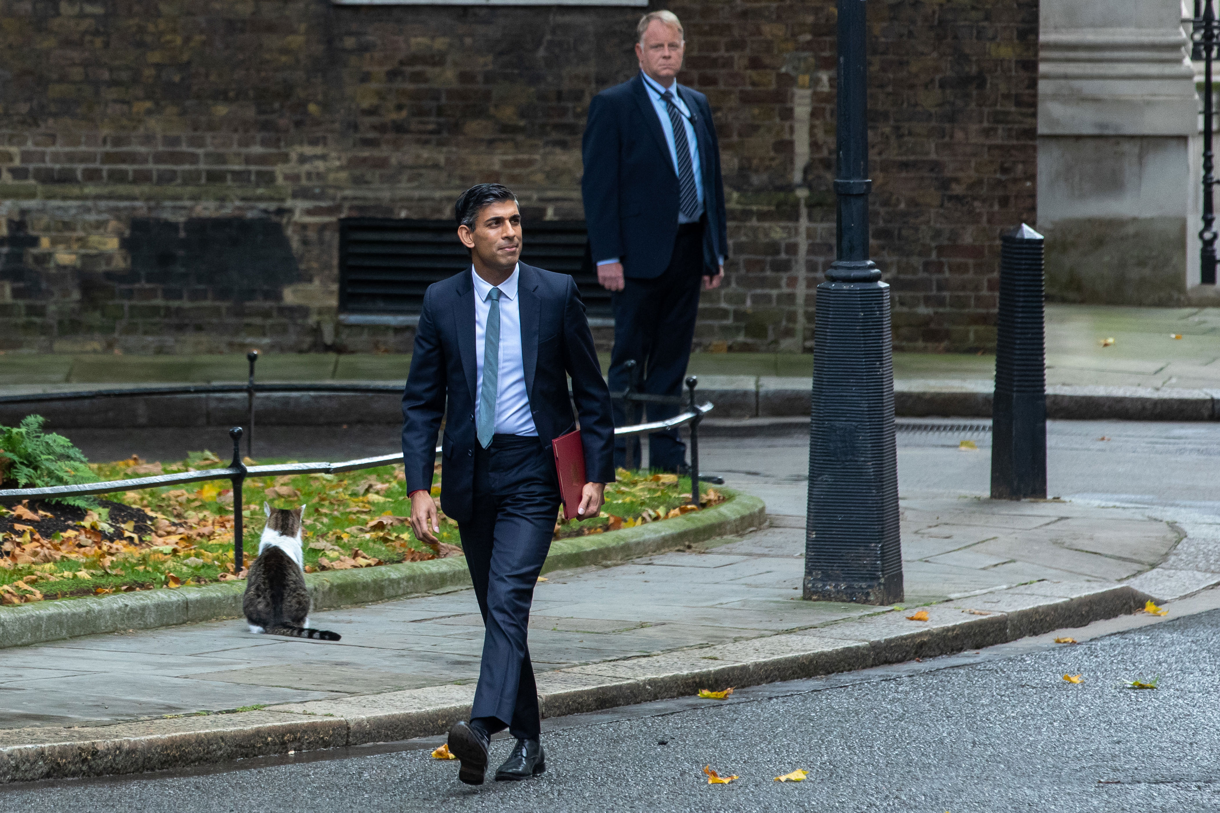 Rishi Sunak arrives to make a statement outside 10 Downing Street after being appointed as Prime Minister of the UK by King Charles III at Buckingham Palace on 25 October 2022 in London, United Kingdom.