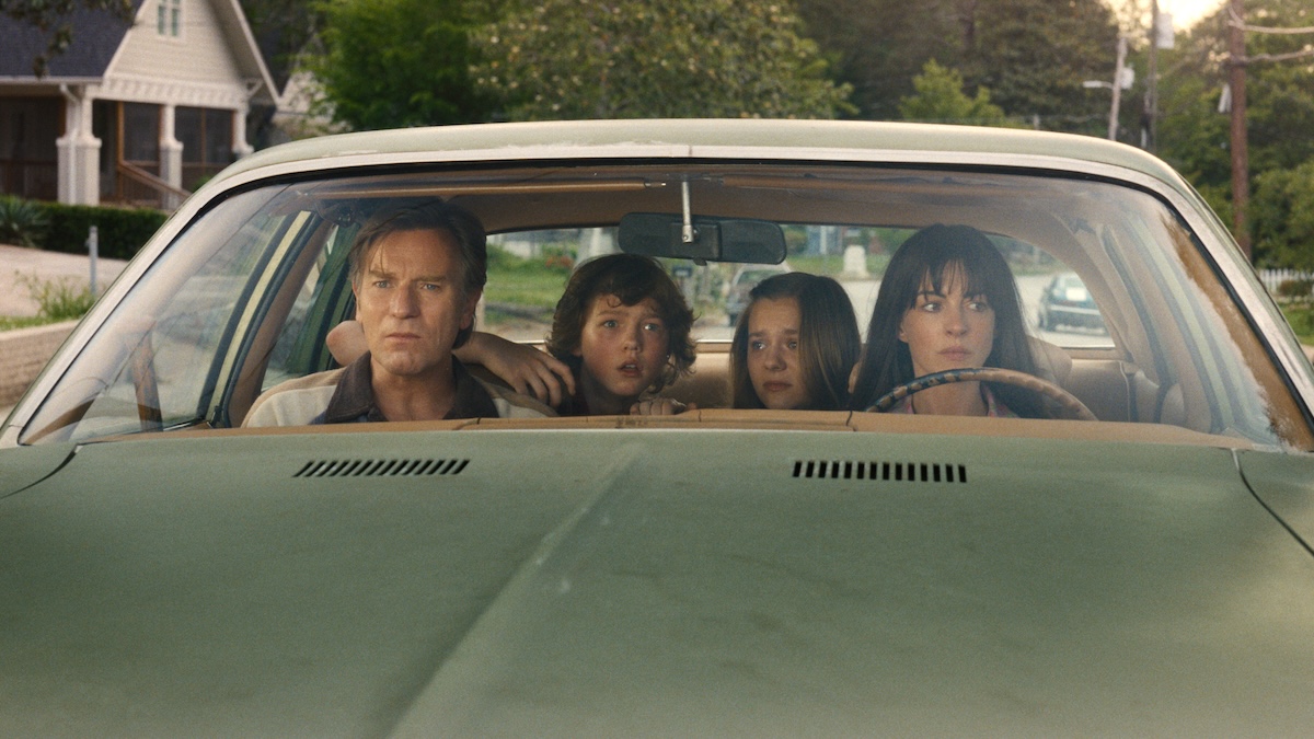 We Saw 14 Minutes of The End of Oak Street, and Dinosaurs Are So Back