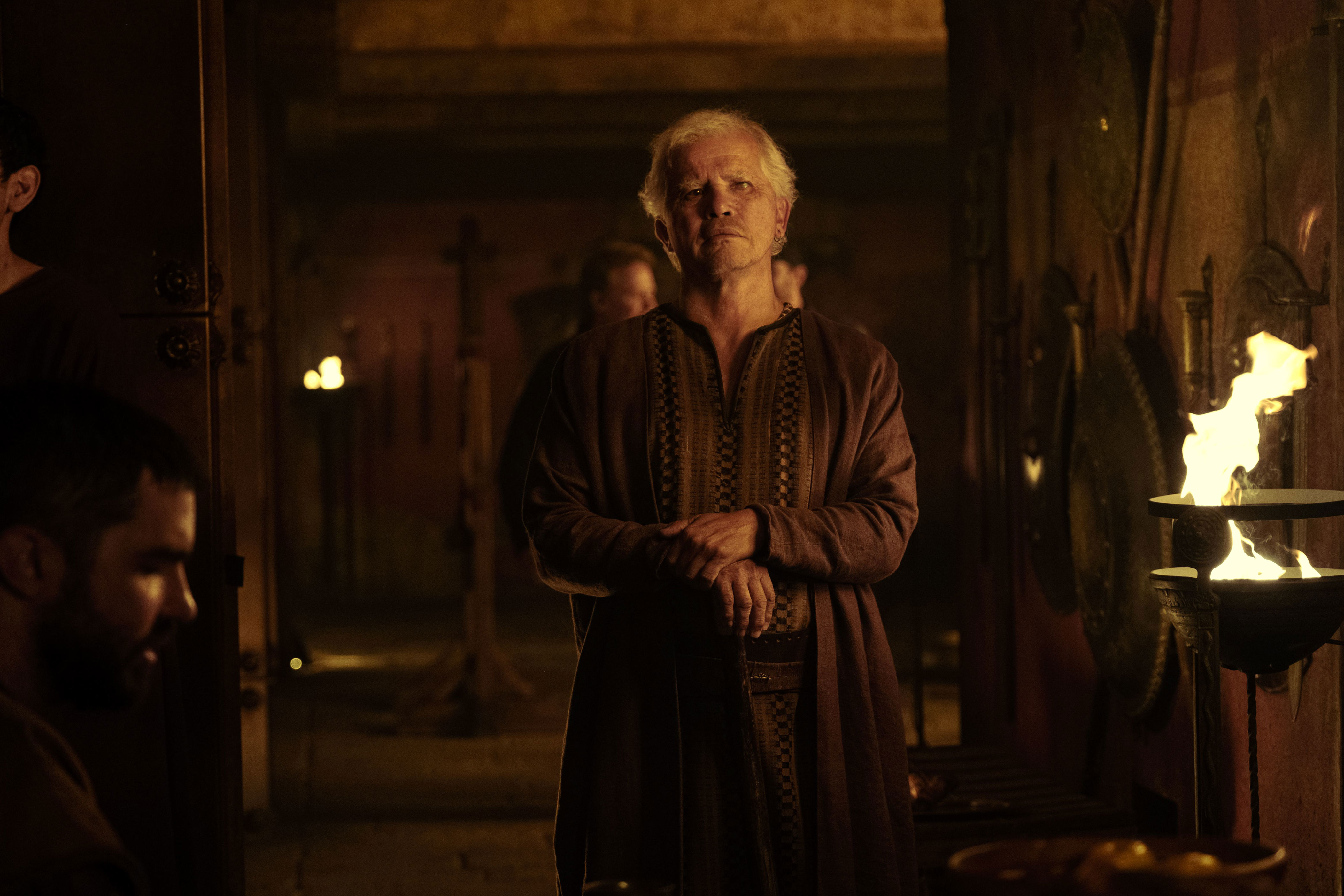 John Leguizamo's hair was dyed white for the film, a process that took multiple sessions.
