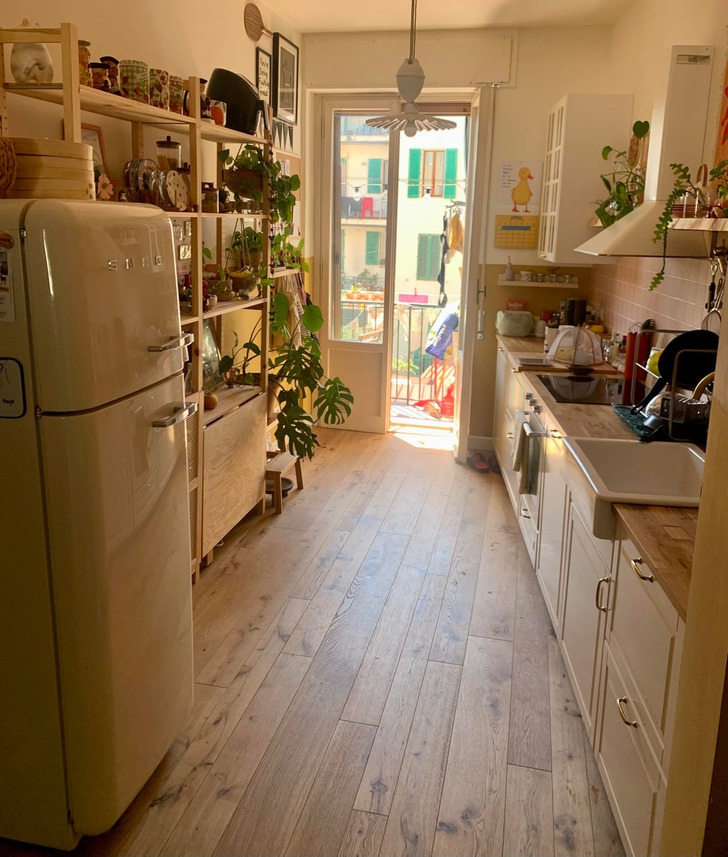 11 Homeowners Who Repainted Their Kitchen Cabinets and Fell Back in Love With Cooking