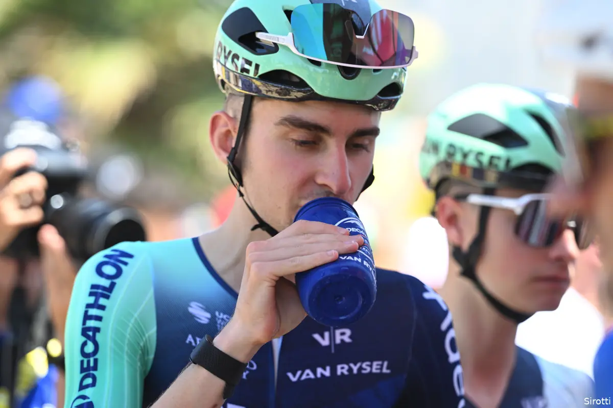 Ex-Pro claims French bias at the heart of Pogačar & Vingegaard's 2AM doping control: 'He was allowed to stay in bed'