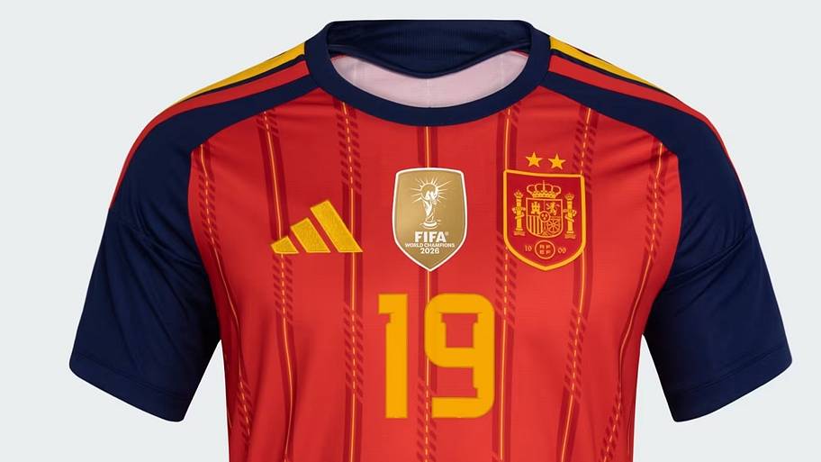 Front of Lamine Yamal's adidas Spain 26 Home Winner Jersey.
