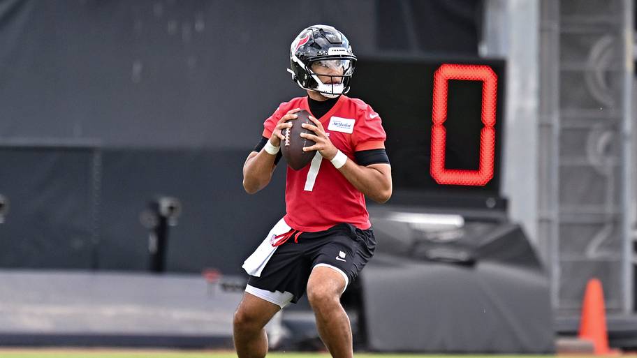 Jun 10, 2026; Houston, Texas, USA; Houston Texans quarterback C.J. Stroud (7) participates during the team’s minicamp at Hous