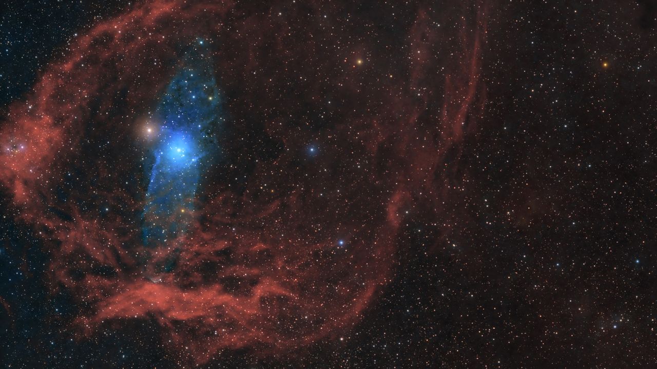 Mysterious 'little red dots' at the beginning time may finally have an explanation