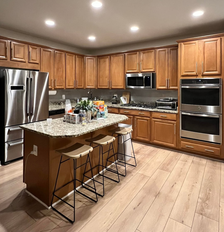 11 Homeowners Who Repainted Their Kitchen Cabinets and Fell Back in Love With Cooking