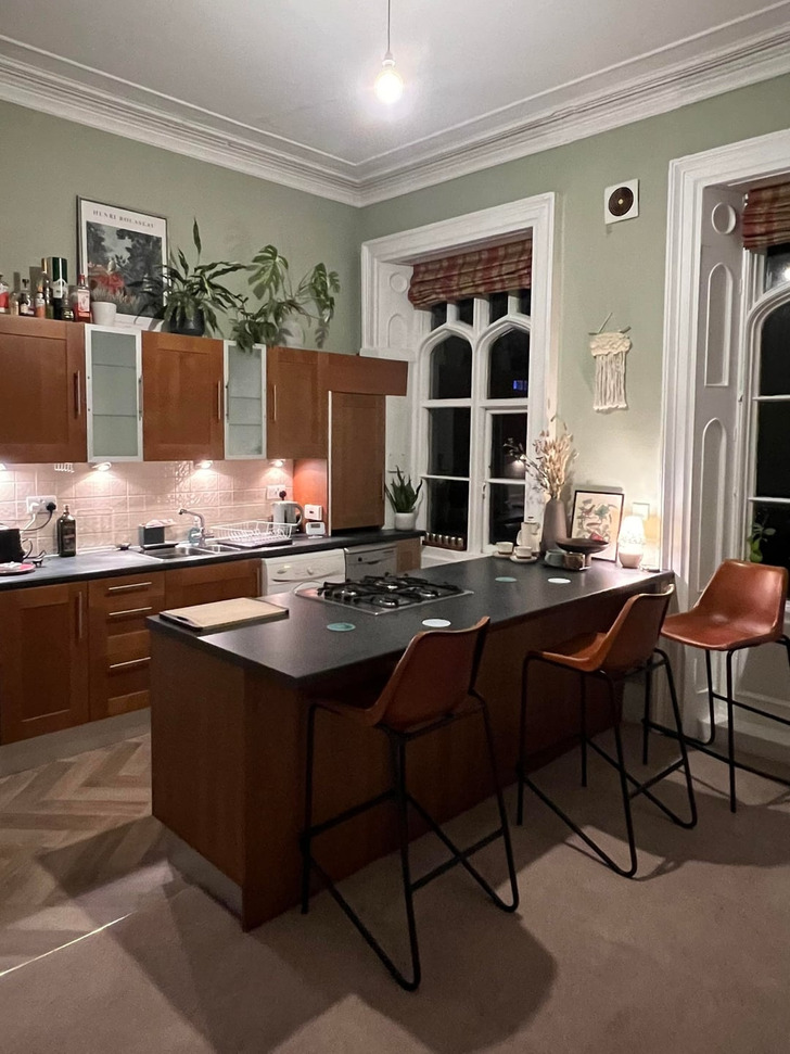 11 Homeowners Who Repainted Their Kitchen Cabinets and Fell Back in Love With Cooking