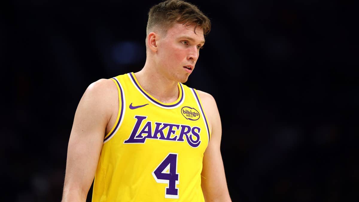 los-angeles-lakers-guard-dalton-knecht-4-during-a-game
