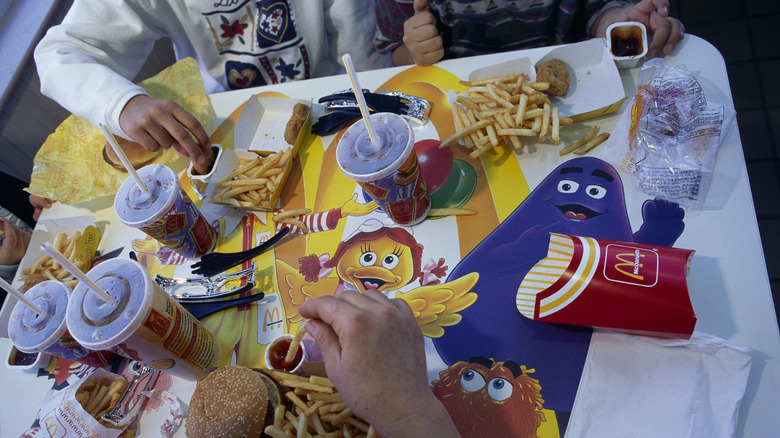 7 '90s fast food mascots that defined millennials' childhoods