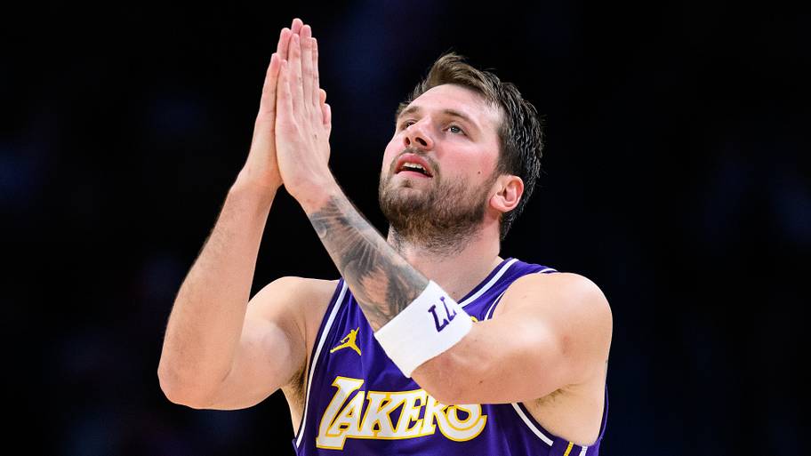 Lakers just signed the elite defender the Mavericks tried to pair with Luka Doncic