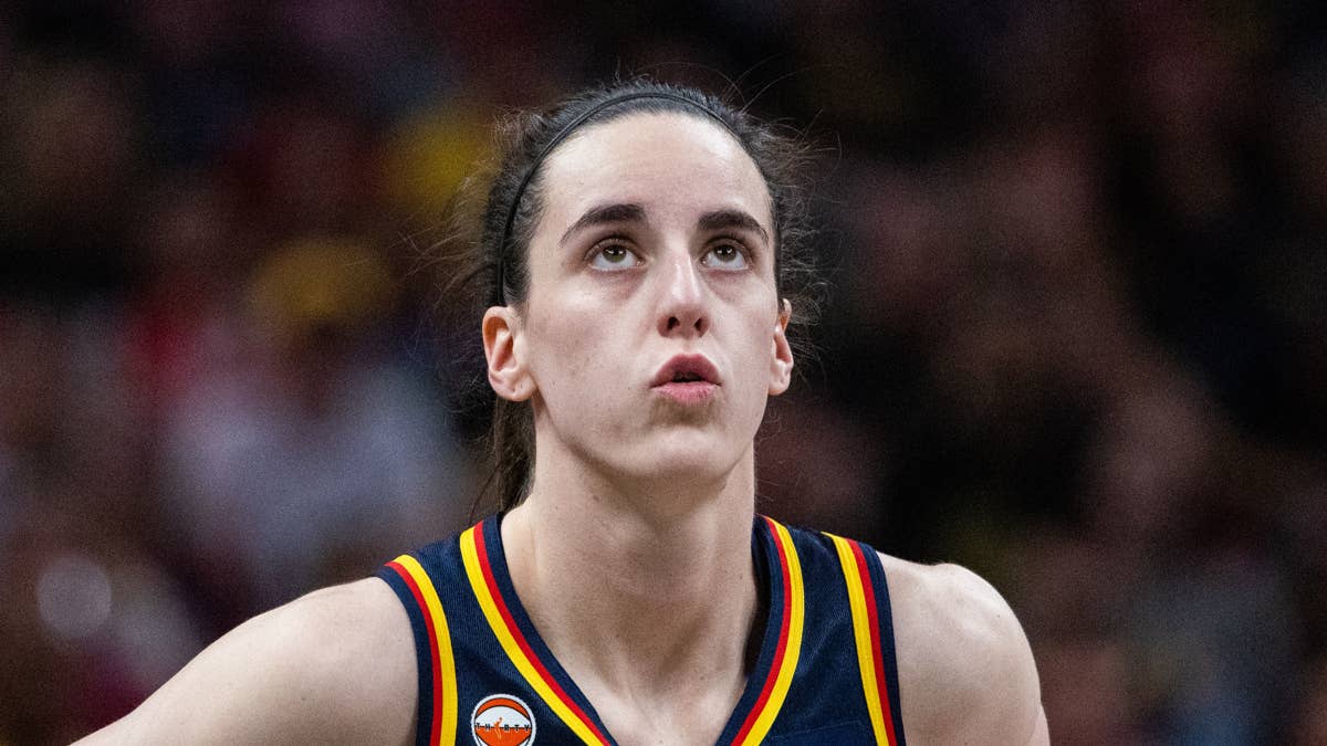 Caitlin Clark receives honor ahead of Indiana Fever game