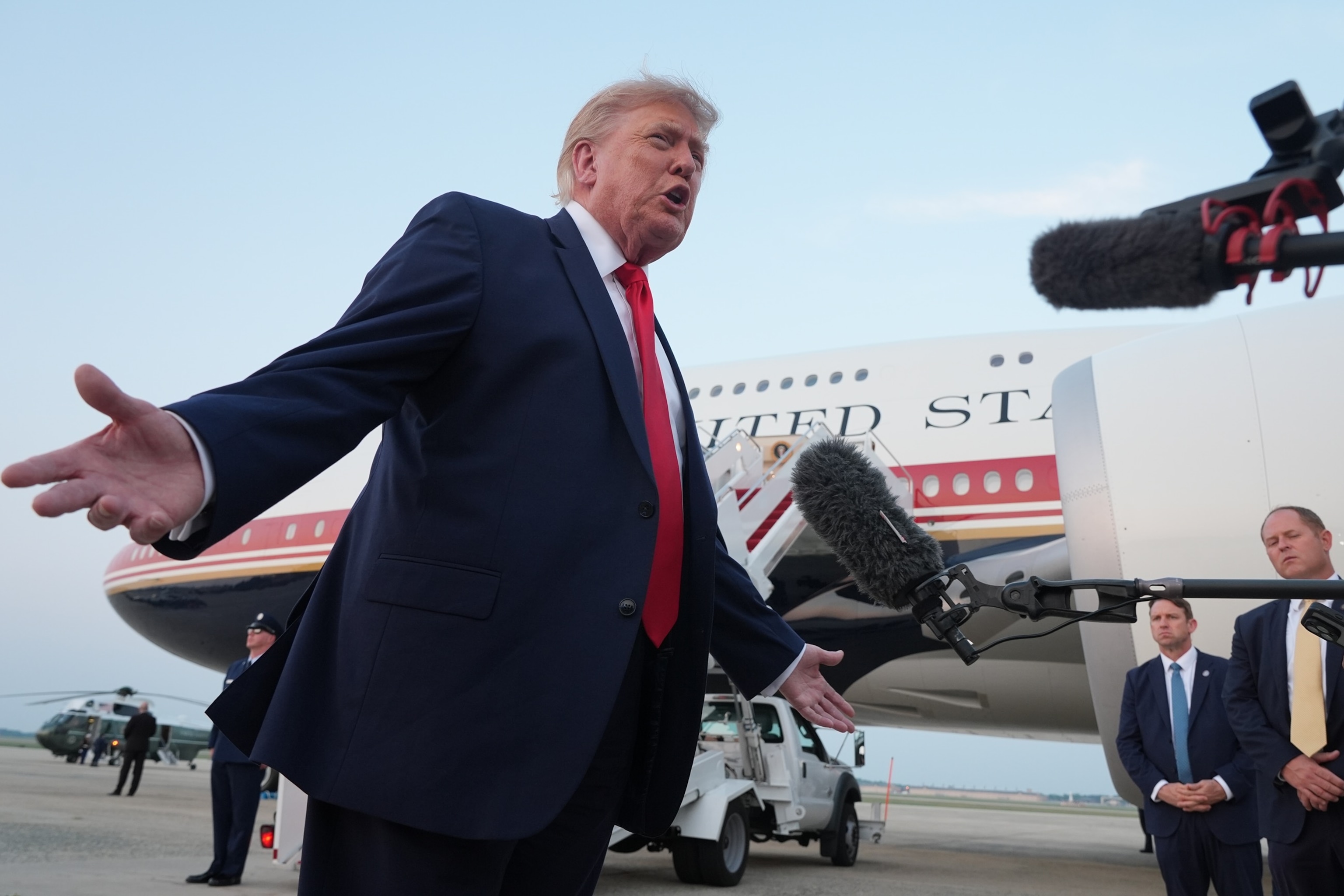 New Air Force One jet to be 'maxed out,' Trump says, after security concerns raised