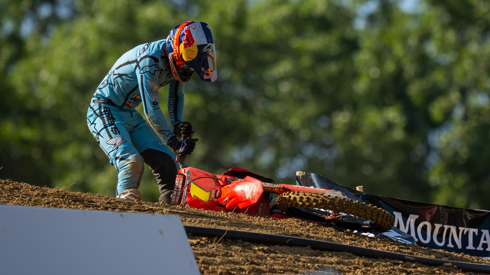 Jett Lawrence crashes multiple times in Spring Creek, believes he knows why