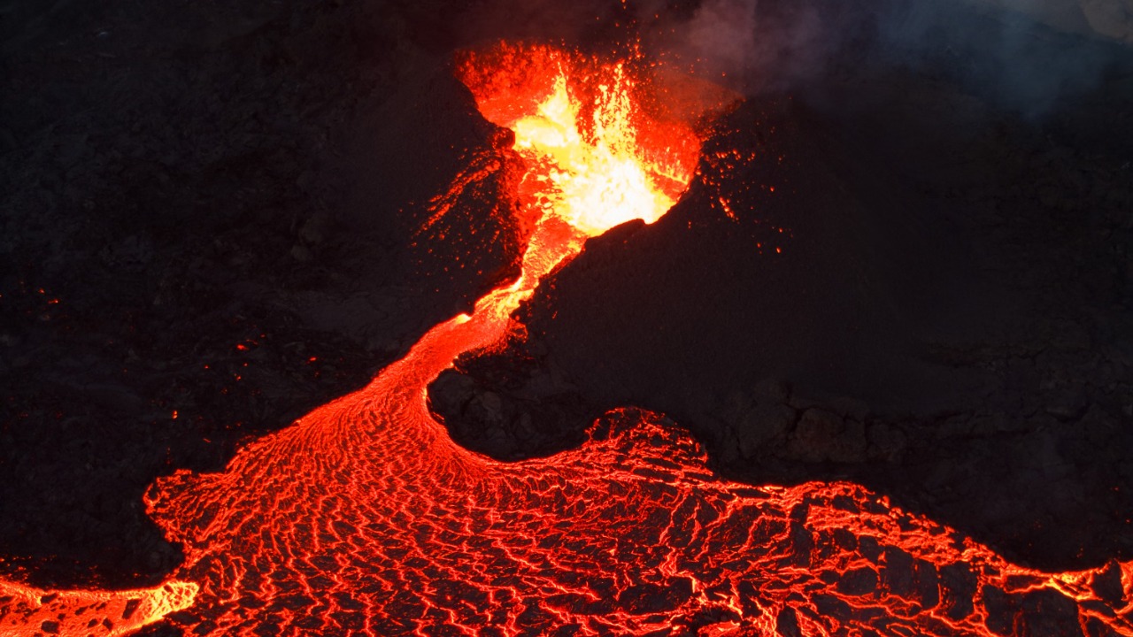 Alaska’s Great Sitkin volcano keeps oozing lava under an aviation alert