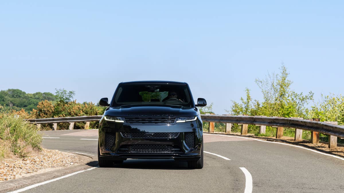 2026 Land Rover Range Rover SV