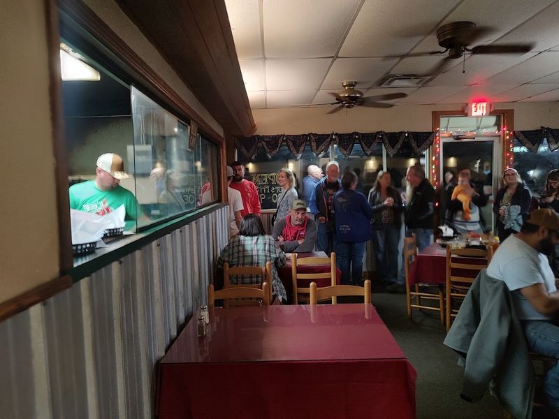 4. Ken's Steak and Ribs