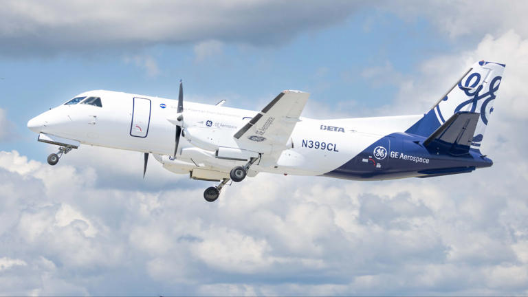 World’s first hybrid-electric flight above 30,000 feet sets new ...