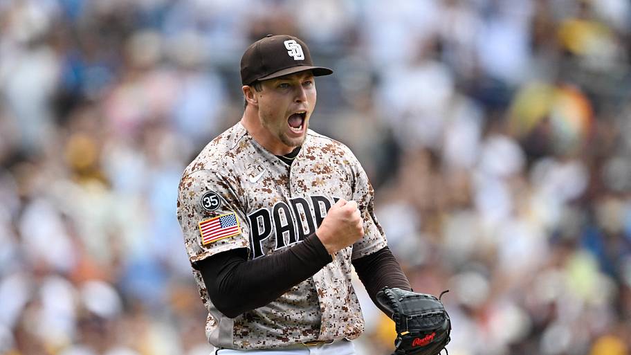 This Mariners-Padres blockbuster Mason Miller trade package would have MLB buzzing