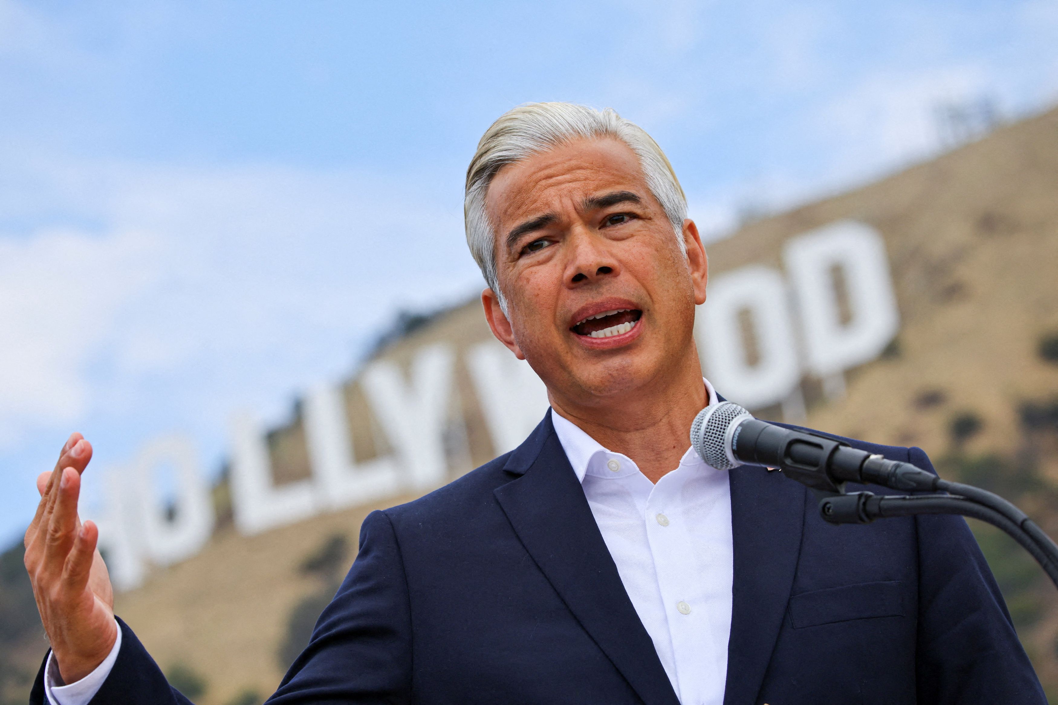 Paramount Skydance's $110B merger with Warner Bros. Discovery paused by judge