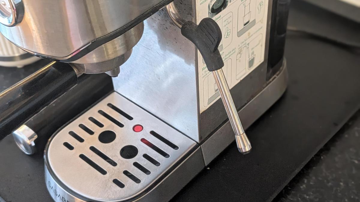 scale-buildup-can-affect-function-in-various-coffee-makers