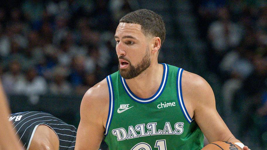Dallas Mavericks guard Klay Thompson