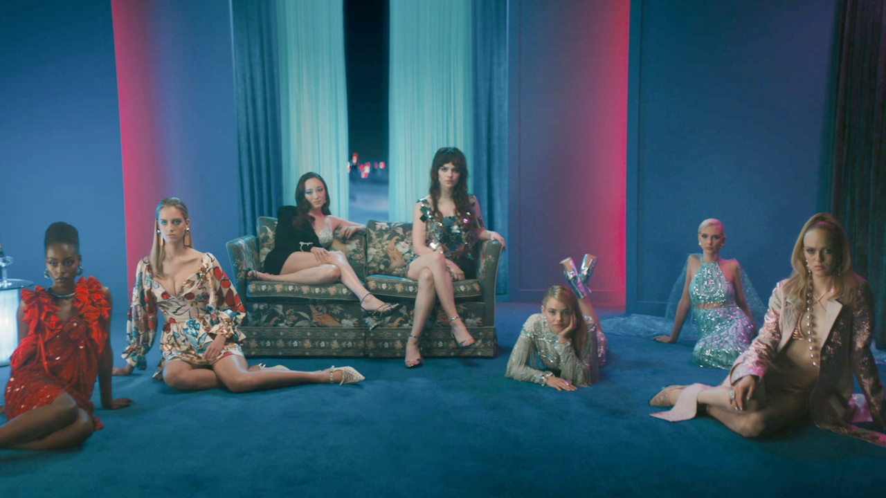 (Center L to R) Kristine Froseth and Sophie Thatcher in 'Her Private Hell'. Photo: Neon.