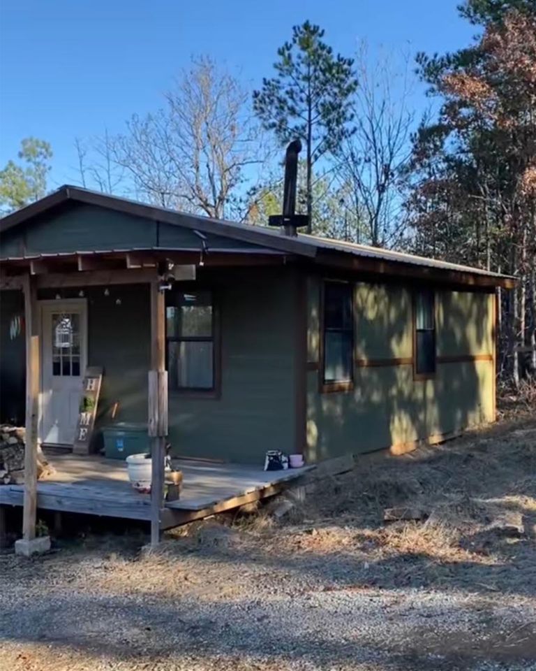 Julius and Brianne Bailey Who Built Their Home by Hand Says the Biggest Myth About Off-Grid Living Is That It's Cheap