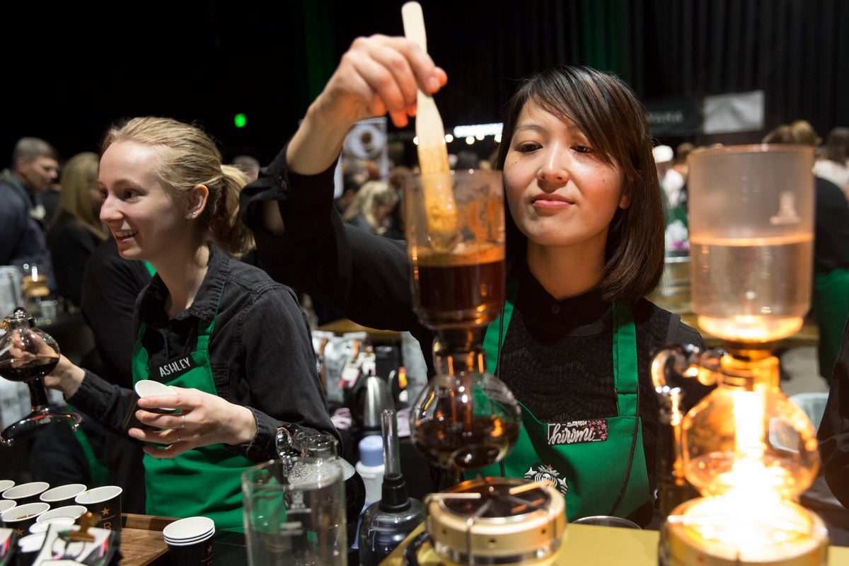 us-shareholder-economy-starbucks