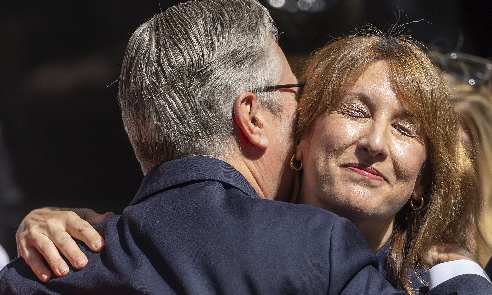 Purge of the Starmerites sees Rachel Reeves sacked as chancellor by Andy Burnham