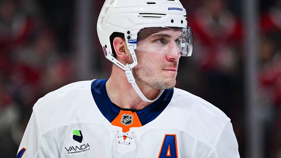 NY Islanders head coach Pete DeBoer won't rush to judgement on captain decision