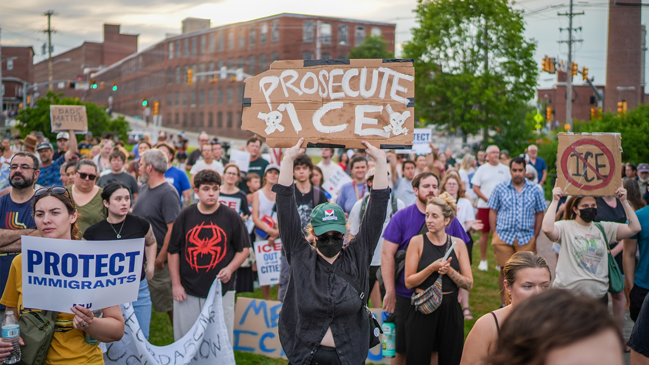 Anti-ICE crowd