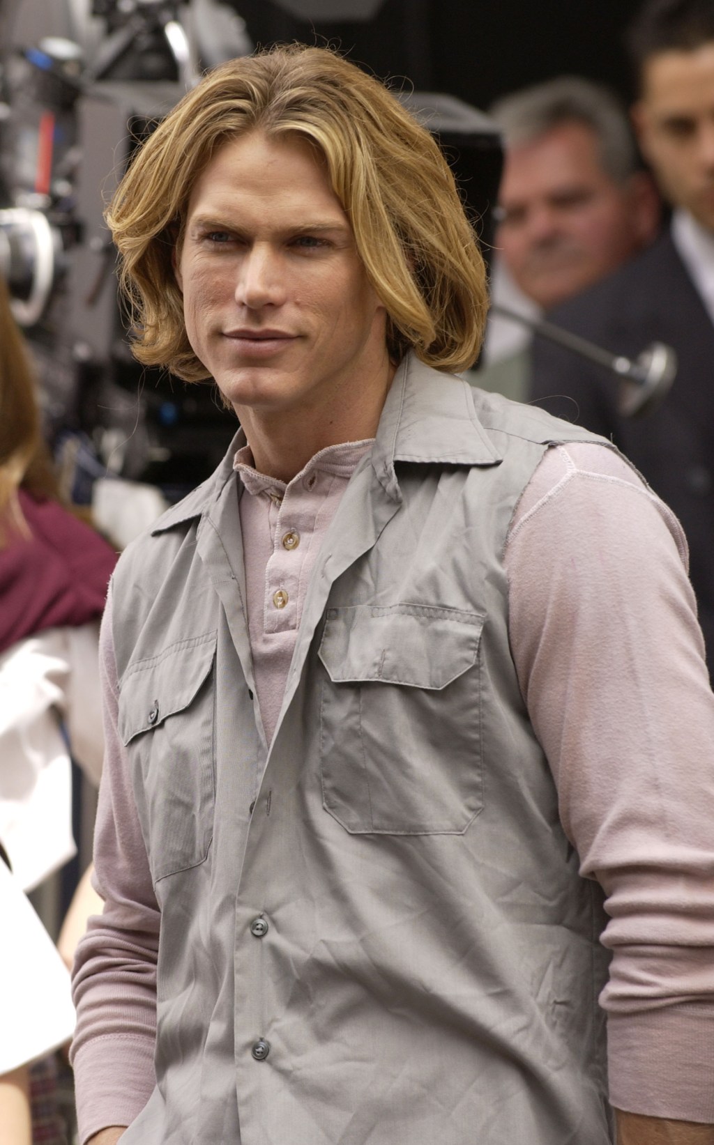 Jason Lewis on the set of