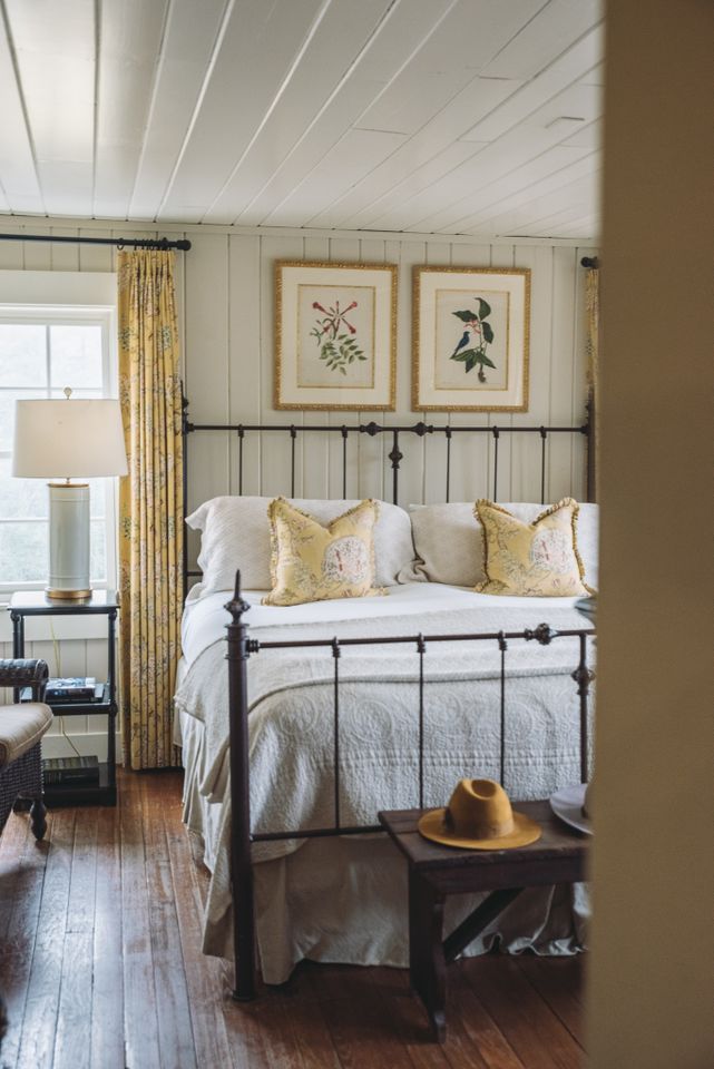 Half-Mile Farm Guestroom