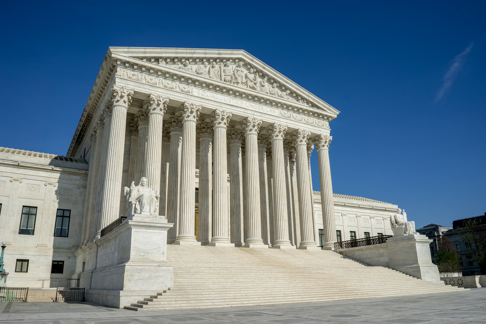 Poll: 46% see ideology in Supreme Court’s Trump cases as power stakes grow