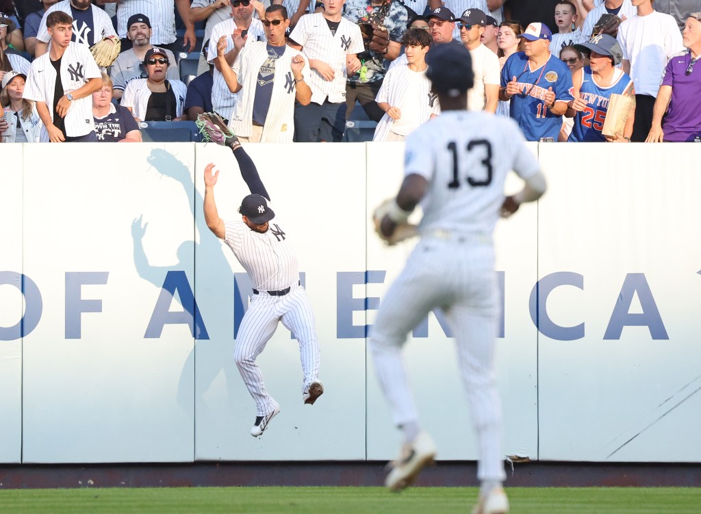 New York Yankees v Pittsburgh Pirates