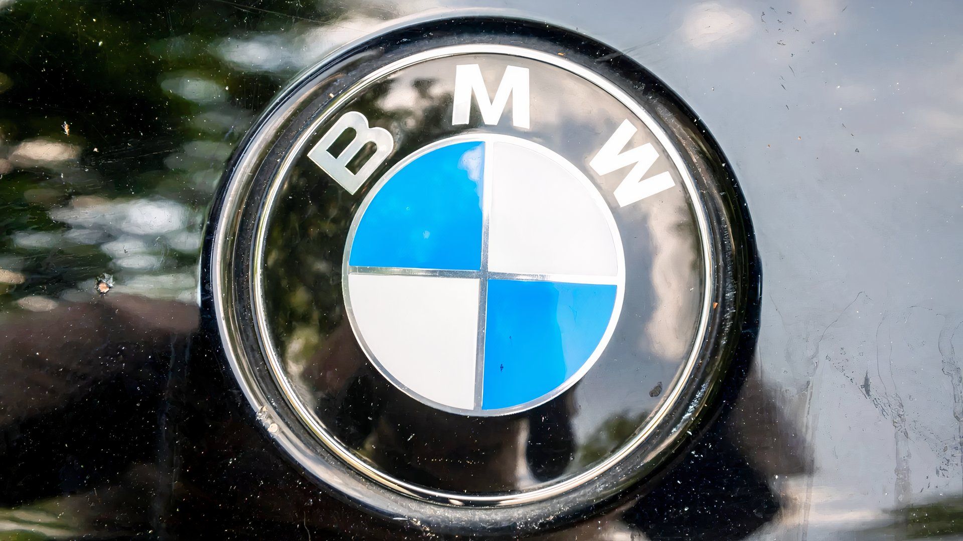The $10,000 BMW Sports Sedan That Still Embarrasses Modern Hot Hatches