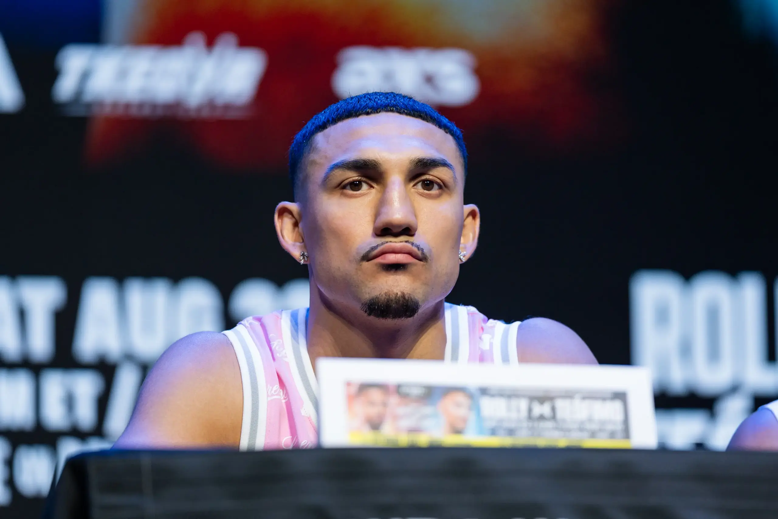 Teófimo López signs exclusive broadcast deal