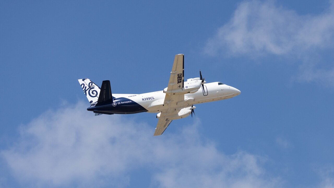 Hybrid-electric aircraft clears 30,000 feet for first time in test flights