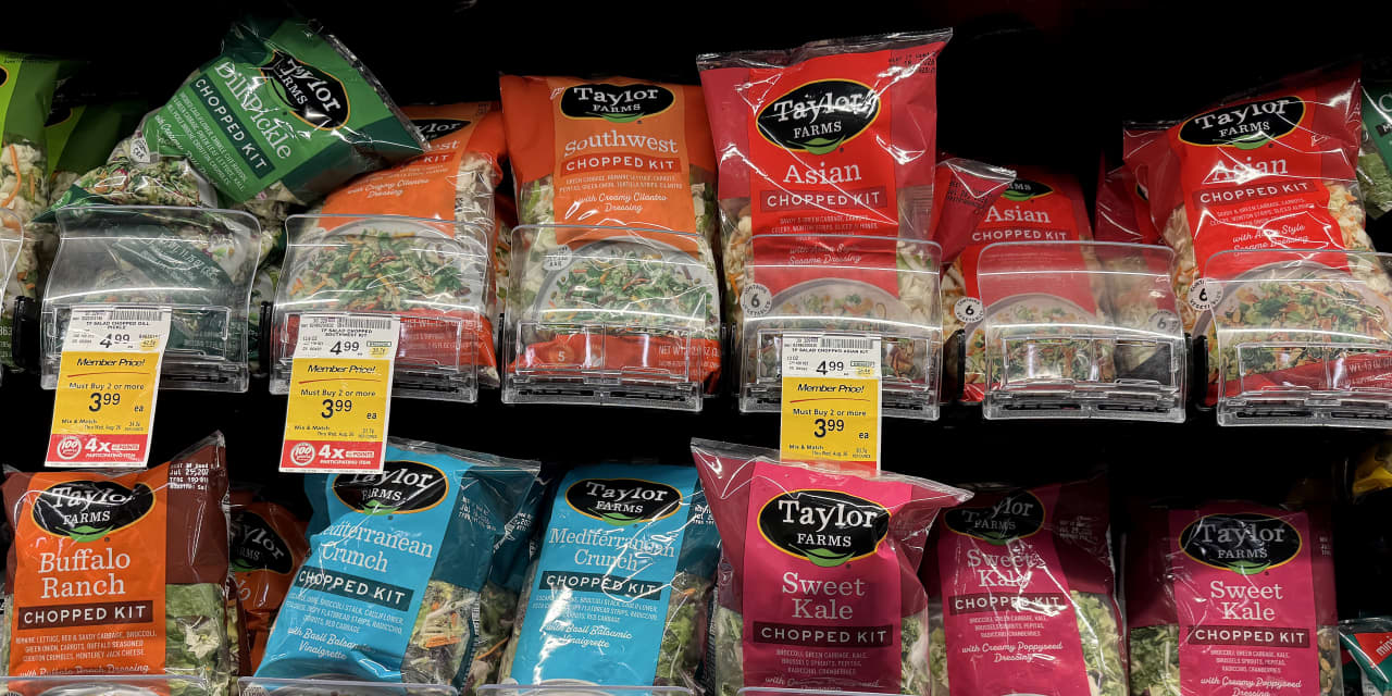 Americans are skipping lettuce and salads as investigation into cyclospora outbreak continues