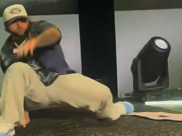 Skattebo left Giants fans horrified after stumbling while performing a backflip at Fanatics Fest