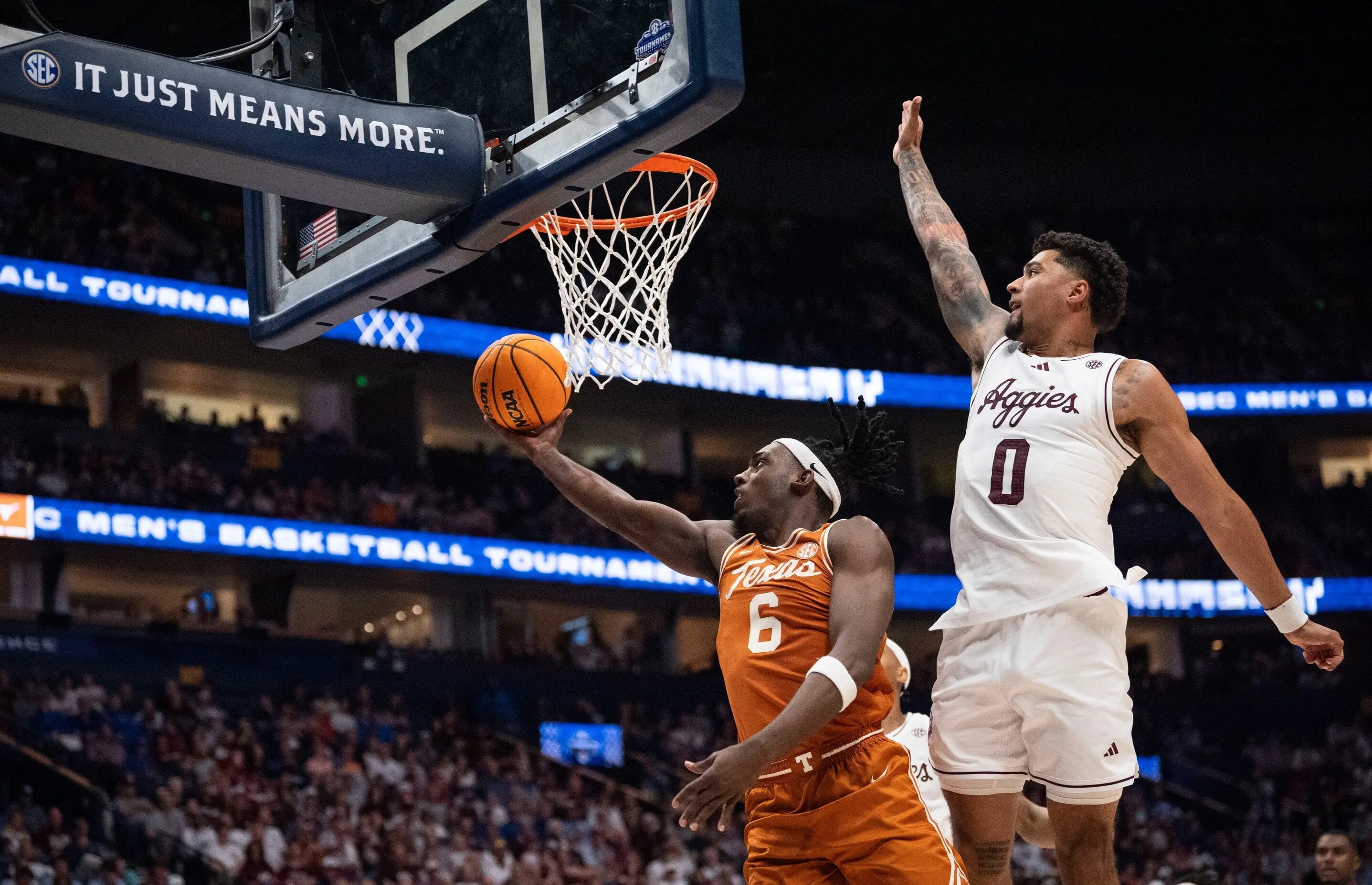 Lakers reward summer league standout with two-way contract