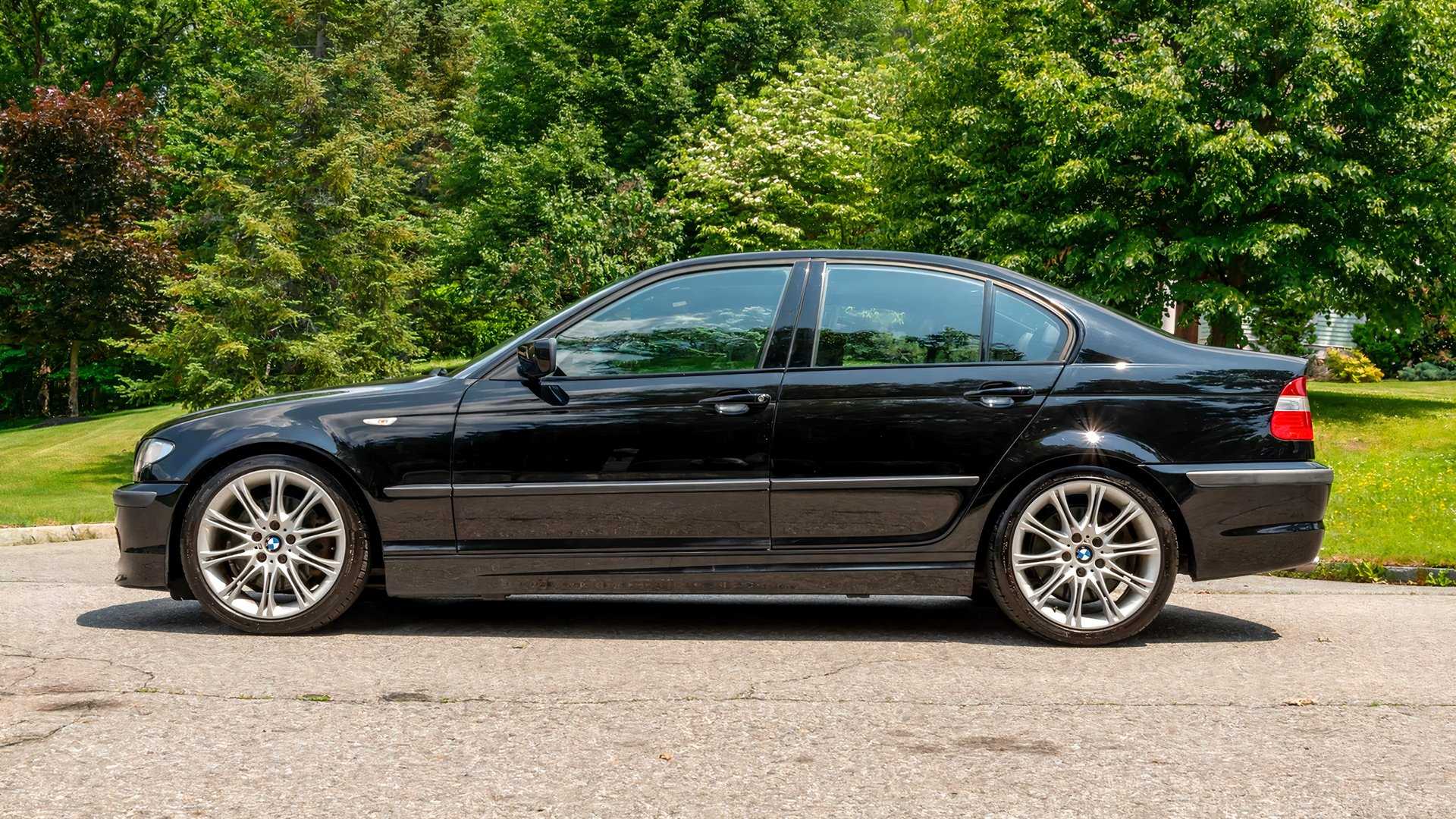 Side profile view of the BMW 330i ZHP