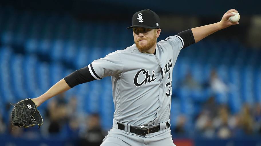 Royals sign long-time rival southpaw ahead of potential bullpen fire sale at trade deadline